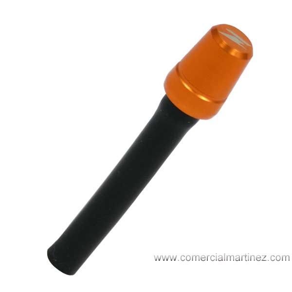 Válvula Antiderrame para depósito de gasolina color naranja.