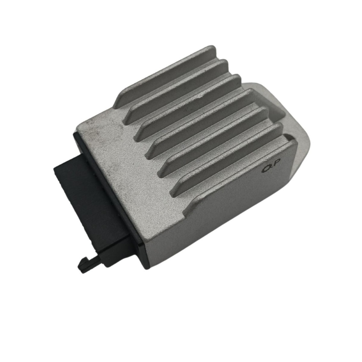 Regulador Derbi Variant, Suzuki RMX/SMX 1996-2001 - 12V 80W para estabilidad eléctrica
