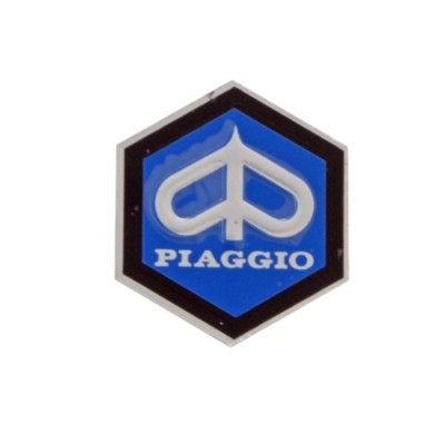 0208196 Anagrama Piaggio 31x36 mm 149876 142720100