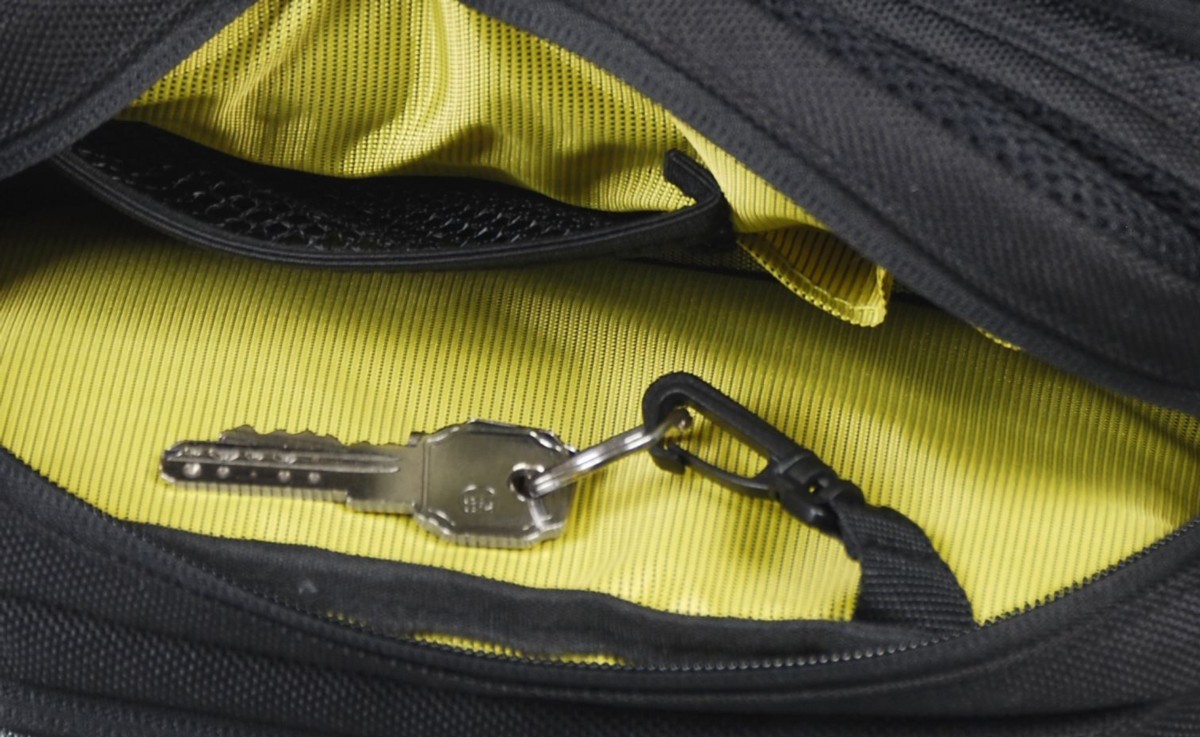 Bolsa riñonera SHAD SL03 (3 ltrs.) 3