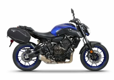 Fijación lateral SHAD para Alforjas YAMAHA MT-07 (14-23)