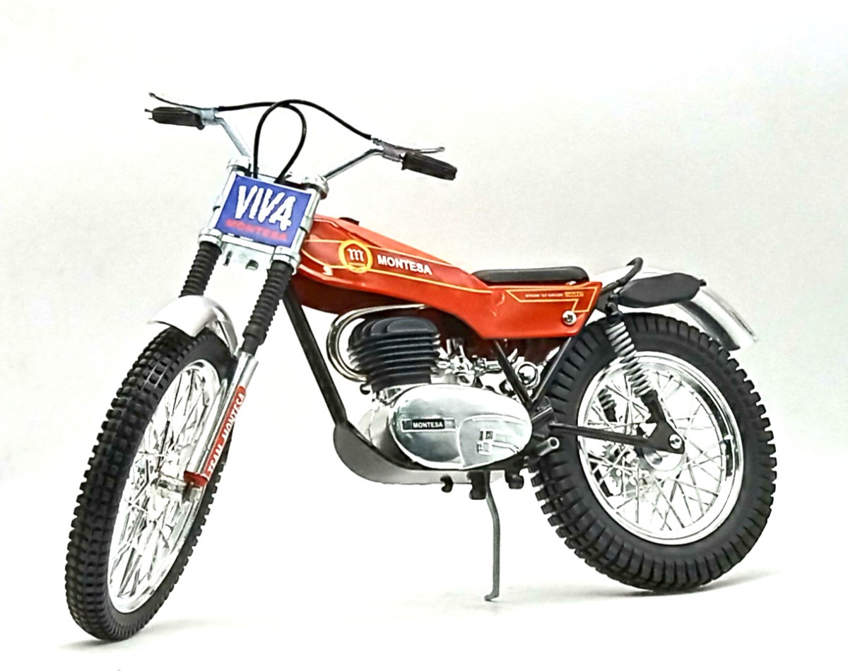 Montesa COTA 247 ULF KARLSON Réplica escala 1:6