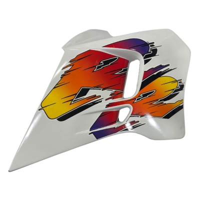Placa lateral delantera derecha blanca RIEJU RR AM6 montada en moto