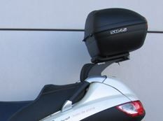 Fijación Trasera para Maleta SHAD PIAGGIO MP3 